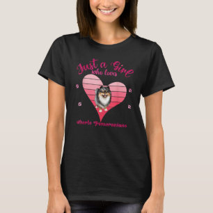 Just a Girl that Loves Merle Pomeranians T-Shirt