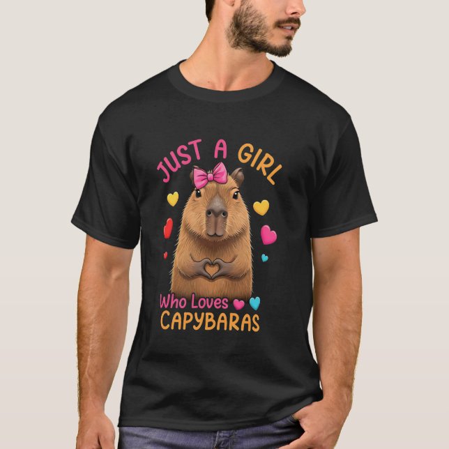 Just a girl who loves Capybaras Heart hand sign Va T-Shirt (Front)