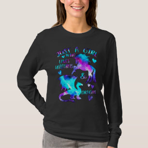 Just A Girl Who Loves Dragons And Unicorns Fantasy T-Shirt