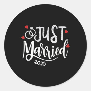 Just Married 2025 - Bride & Groom Wedding Ring Classic Round Sticker