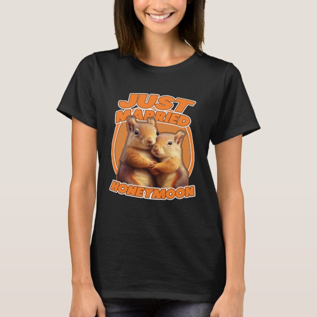 Just Married Cute Squirrel Honeymoon Couple T-Shirt (Front)
