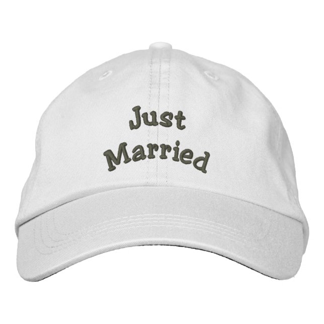 Just Married Cute Wedding  Embroidered Hat (Front)