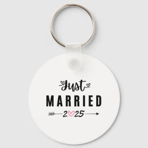 Just Married Est 2025 Honeymoon Wedding Couples An Keychain
