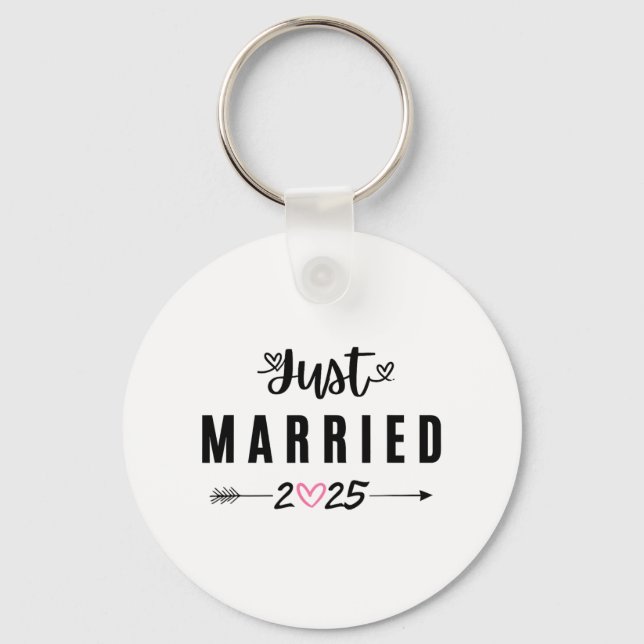 Just Married Est 2025 Honeymoon Wedding Couples An Keychain (Front)
