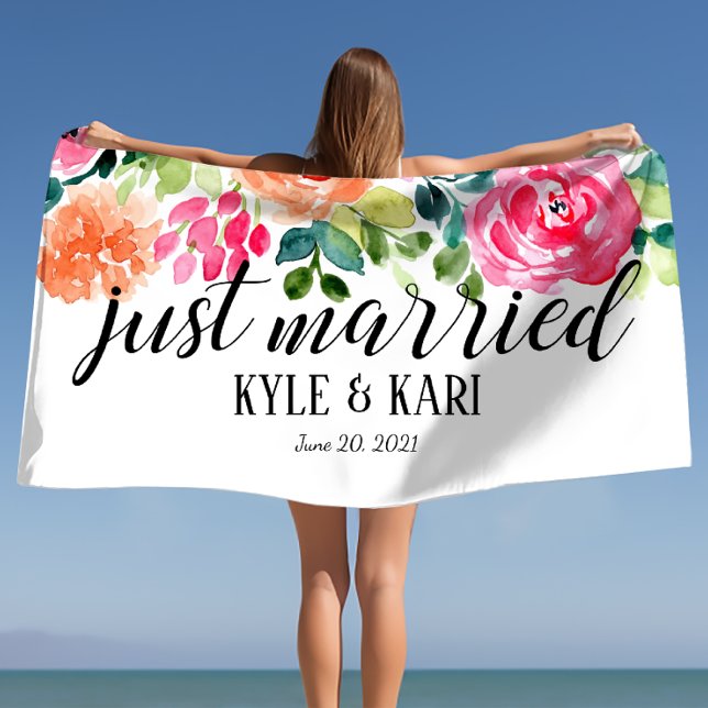 Just Married Personalized Wedding Honeymoon Towel (Just Married Personalized Wedding Honeymoon Towel
)