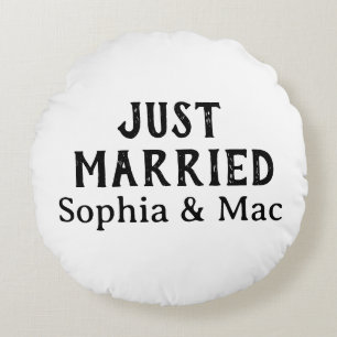 Just Married Simple Stylish Modern Minimal Black Round Pillow