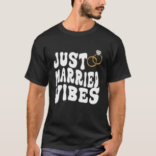 Just Married Vibes Retro Groovy Wavey Newly Maried T-Shirt