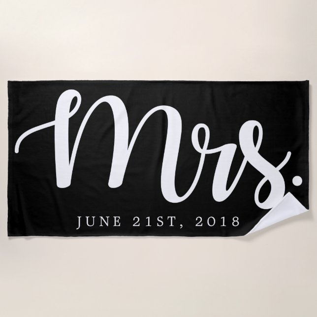 Just Married | Wedding Honeymoon Beach Towel (Front)