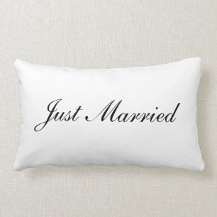 Juste coussin marié