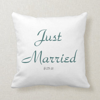 Juste coussin marié