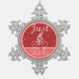 Juste ornement femelle de flocon de neige de
