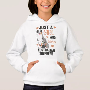 Juste une fille qui aime le chien berger australie