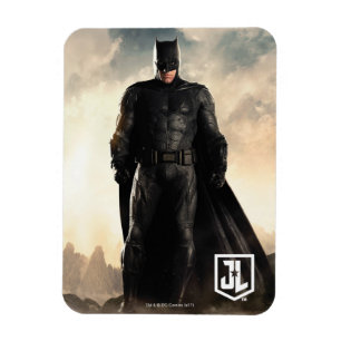 Justice League   Batman On Battlefield Magnet