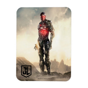 Justice League   Cyborg On Battlefield Magnet