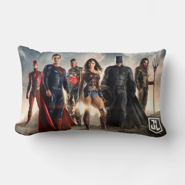 Justice League | Justice League On Battlefield Lumbar Pillow (Front)