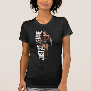Justice League Wonder Woman On Battlefield T-Shirt