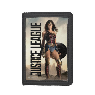 Justice League   Wonder Woman On Battlefield Trifold Wallet