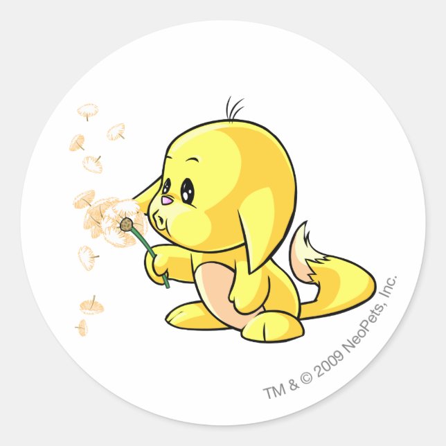 Kacheek Yellow Classic Round Sticker (Front)