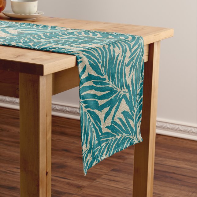Kahanu Palms Hawaiian Linen Texture Short Table Runner (In Situ)