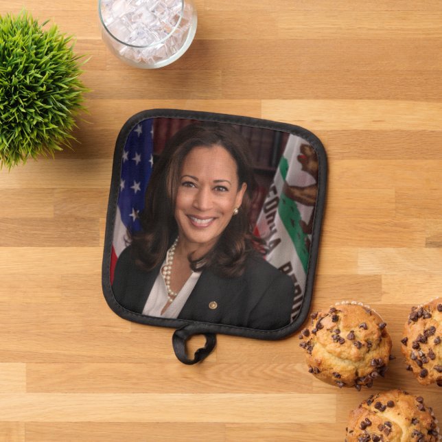 Kamala Harris Candidate for President US 2024 Pot Holder (Top Down)