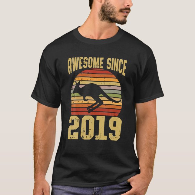 Kangaroo Awesome Since 2019 3Rd Birthday 3 Years O T-Shirt (Front)