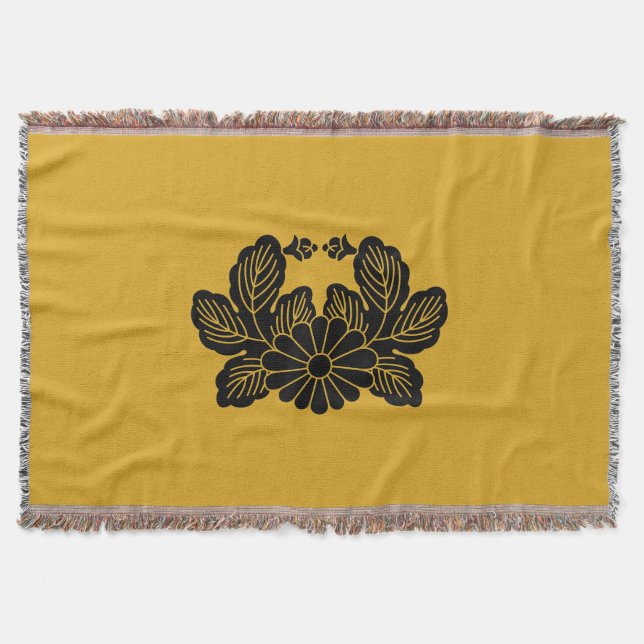 Kaniku (Monno-izumi) Throw Blanket (Front)