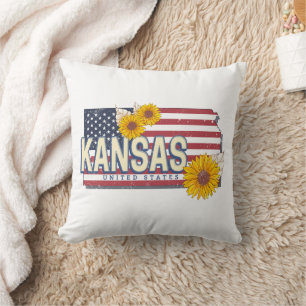 Kansas United States Retro State Map Vintage USA Throw Pillow