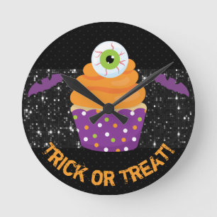 Kawaii Eyeball Halloween Cupcake Round Clock