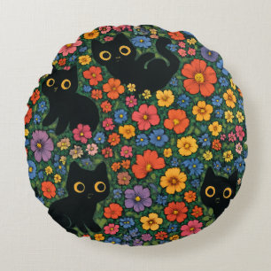Kawaii Garden Art   Cute Black Cat Floral Pattern Round Pillow