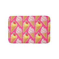 Kawaii pink pattern with strawberry ice cream 