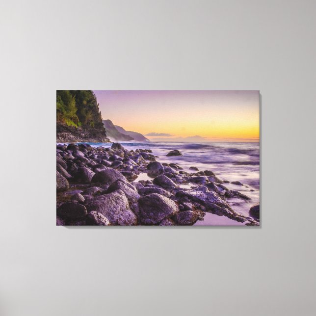 Ke’e Beach at Sunrise, Kauai, Hawaii Canvas Print (Front)