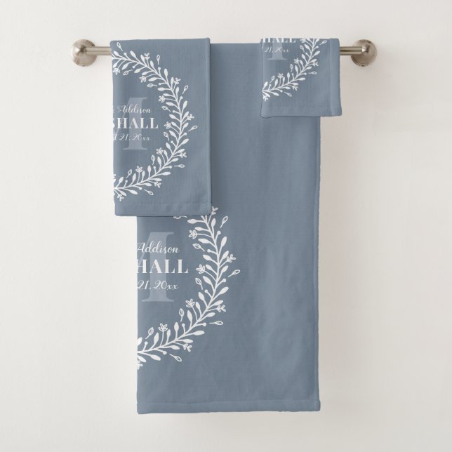 Keepsake Newlywed Couple Blue Wreath Monogram Bath Towel Set (Insitu)