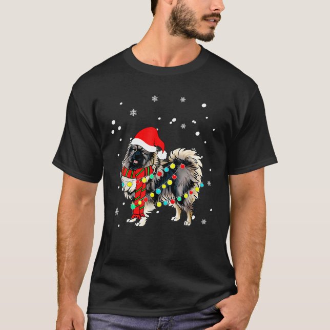 Keeshond Dog Santa Hat Christmas Dog Light Tree Xm T-Shirt (Front)