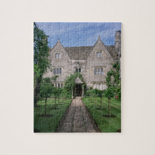 Kelmscott Manor (photo) Jigsaw Puzzle