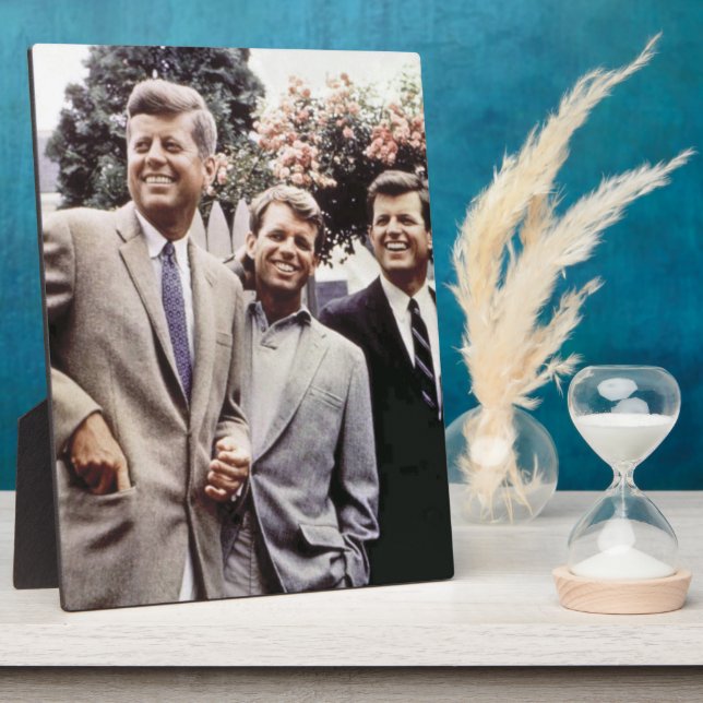 Kennedy Brothers, President John, Robert & Ted Plaque (Side)