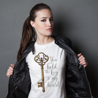 "Key to My Heart – Vintage Love Symbol Art" T-Shirt