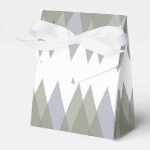 Khaki triangles favor box