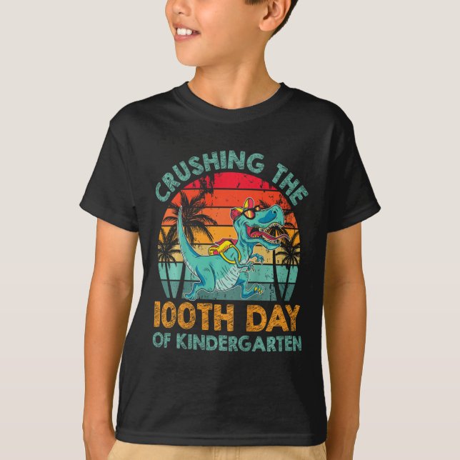 Kids 100 Days Of Kindergarten Crushing 100th Day O T-Shirt (Front)