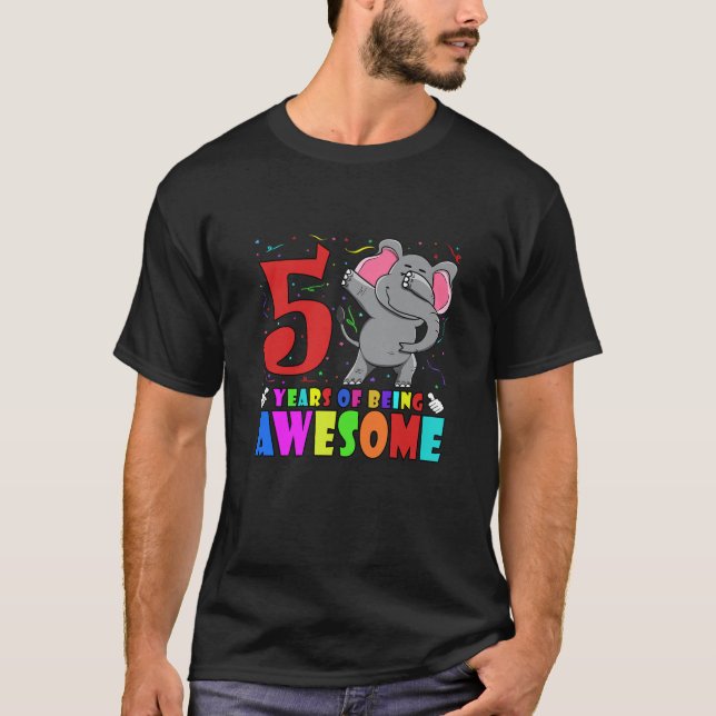 Kids 5Th Birthday Party Dabbing Elephant - 5 Years T-Shirt (Front)