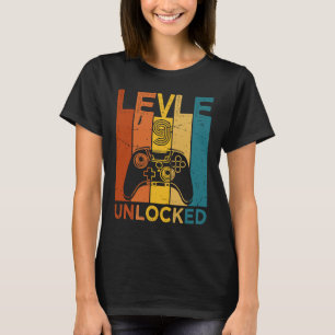 Kids Level 9 Unlocked Video Gamer 9th Birthday T-Shirt