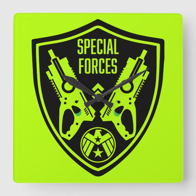 Kids Toy Dart Gun Battle Square Wall Clock (Front)