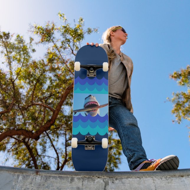 KILLER SHARK Skateboard (Outdoor 1)