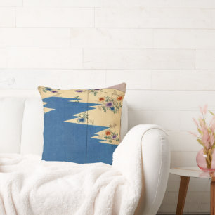 Kimono Design 6 Throw Pillow