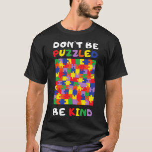 Kind Autistic Puzzle Autism Awareness 2022 Asl Mom T-Shirt
