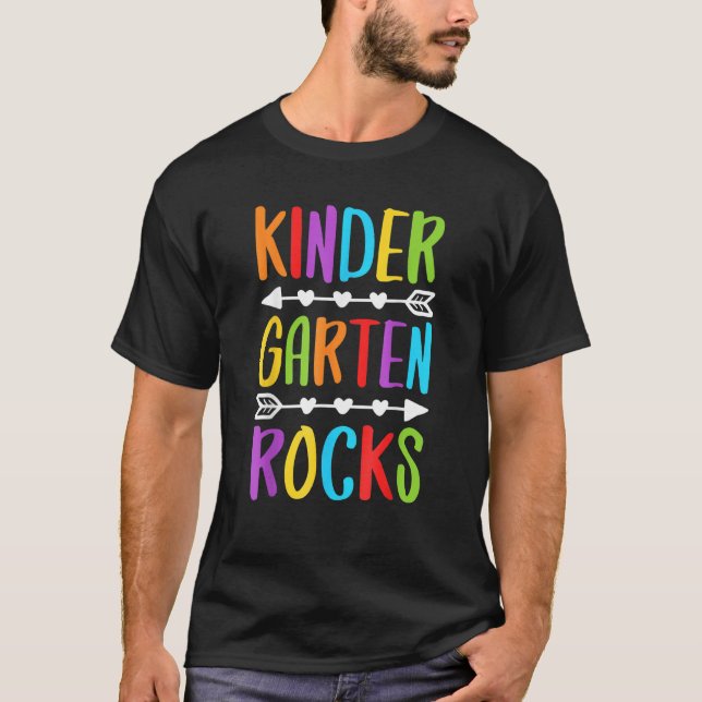 Kindergarten Rocks Arrow Back To School Teacher St T-Shirt (Front)