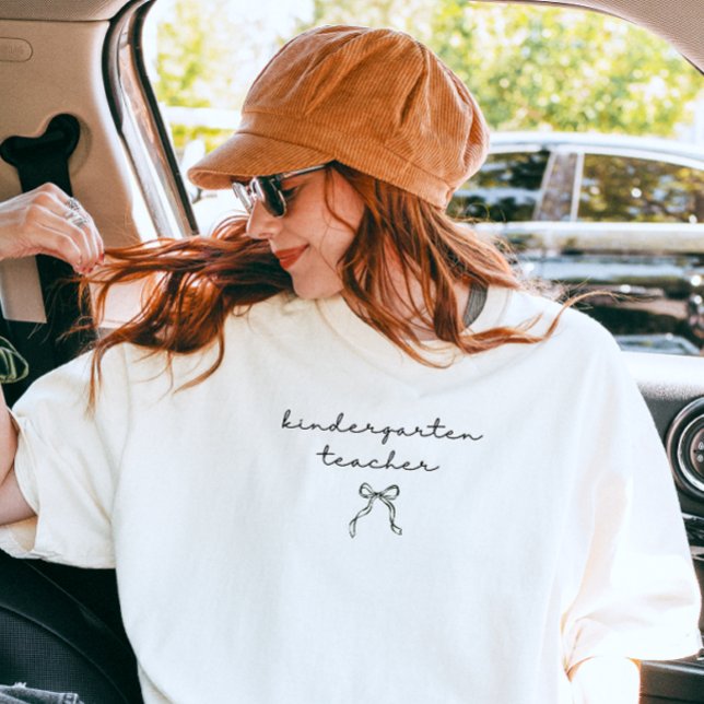 Kindergarten Teacher Minimalistic Black Bow Script T-Shirt (Creator Uploaded)