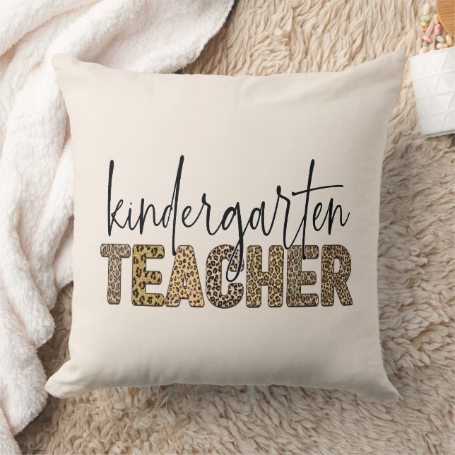 Kindergarten Teacher Throw Pillow (Blanket)