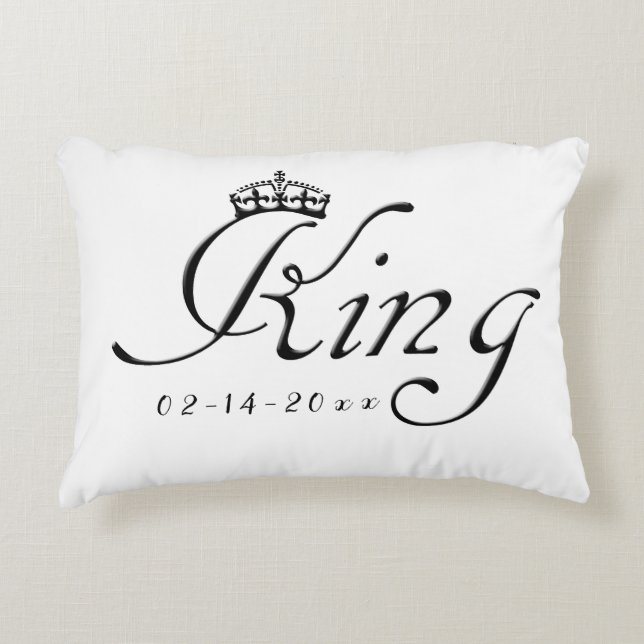 King with Crown Accent Pillow (Front)