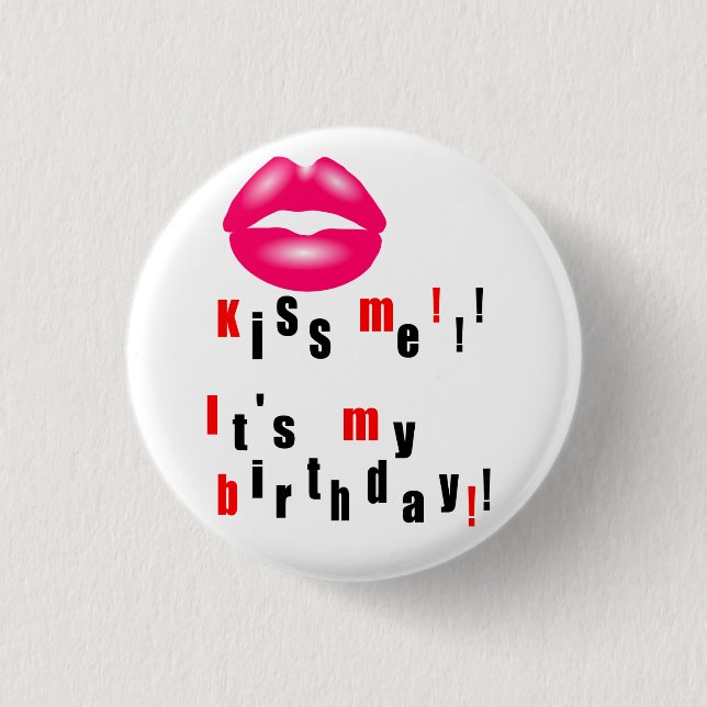 kiss 1 inch round button (Front)