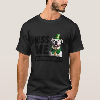 Kiss Me I m Pawsome American Bulldog Dog St Patric T-Shirt
